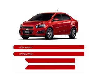FRISO LATERAL CHEVROLET SONIC  VERMELHO