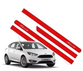 FRISO LATERAL FORD FOCUS 2009 A 2013 VERMELHO PARIS