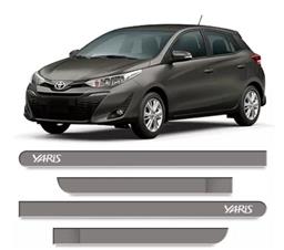 FRISO LATERAL YARIS CINZA COSMOPOLITA
