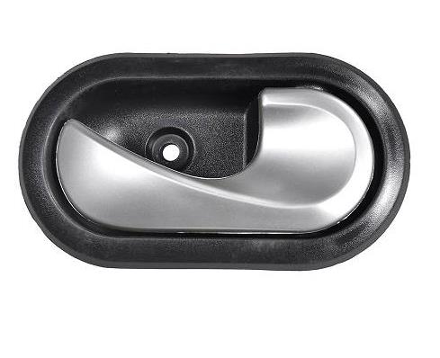 MACANETA INTERNA DIANTEIRA/TRASEIRA SANDERO, LOGAN 2007 A 2014 DUSTER 2011 , MEGANE 2006 A 2012 LADO DIREITO PRATA